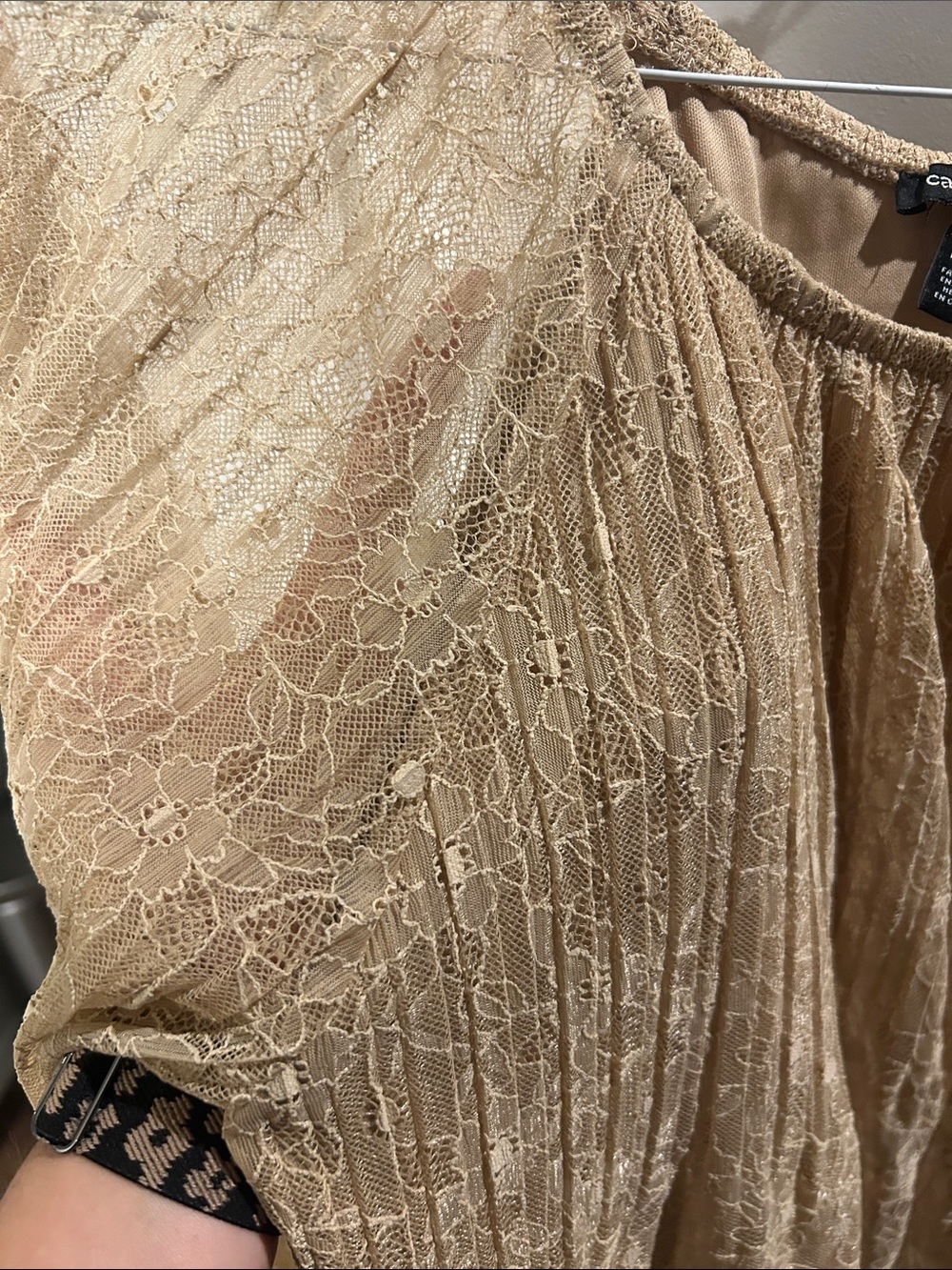 Cable & Gauge Gold/Cream Sheer Lace Peasant Tunic - Picture 3 of 5